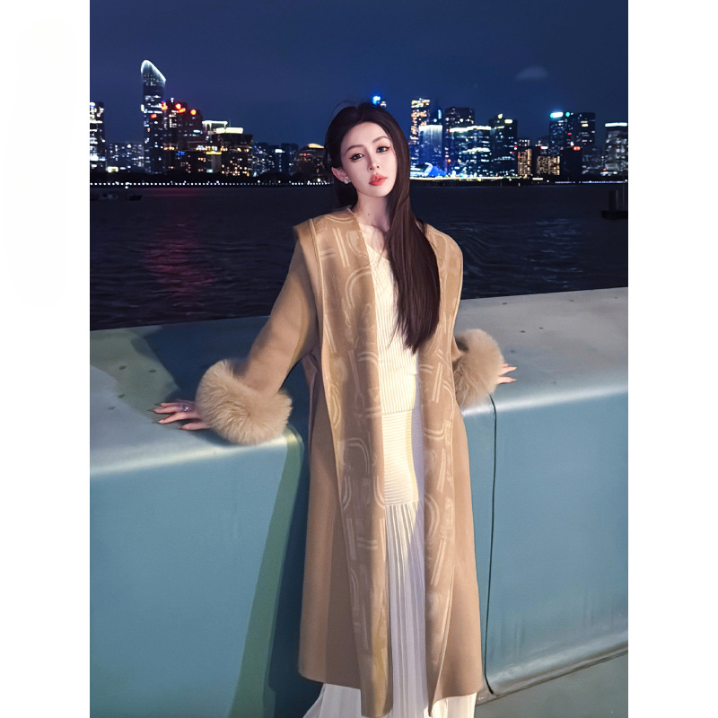 余潇潇纯羊毛双面呢连帽系带狐狸毛中长款羊毛呢外套海宁皮草秋冬|undefined