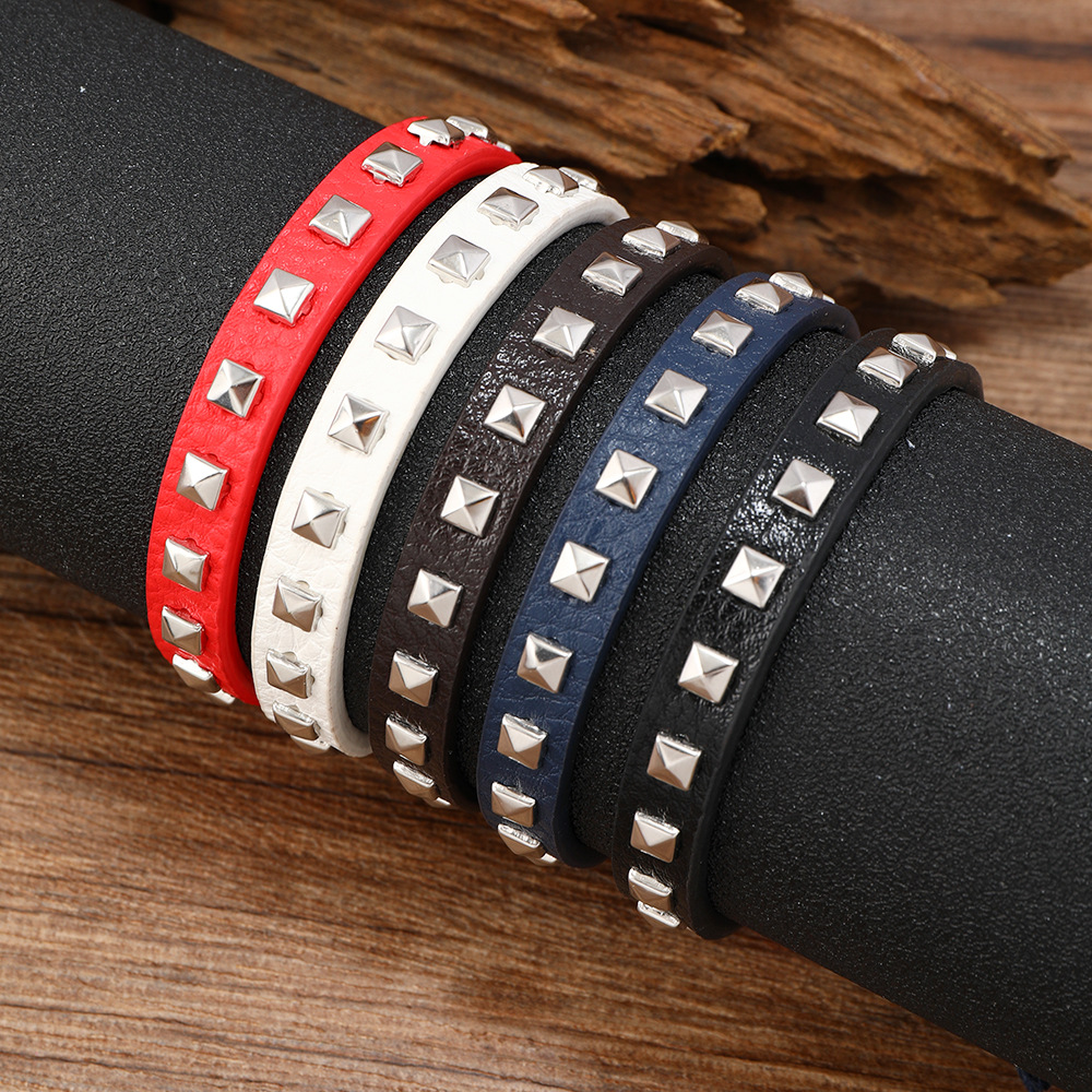 Amazon Hot Sale Light Luxury Style Square Rivet Multi-color Couple Bracelet Men's Handmade Adjustable Leather Bracelet