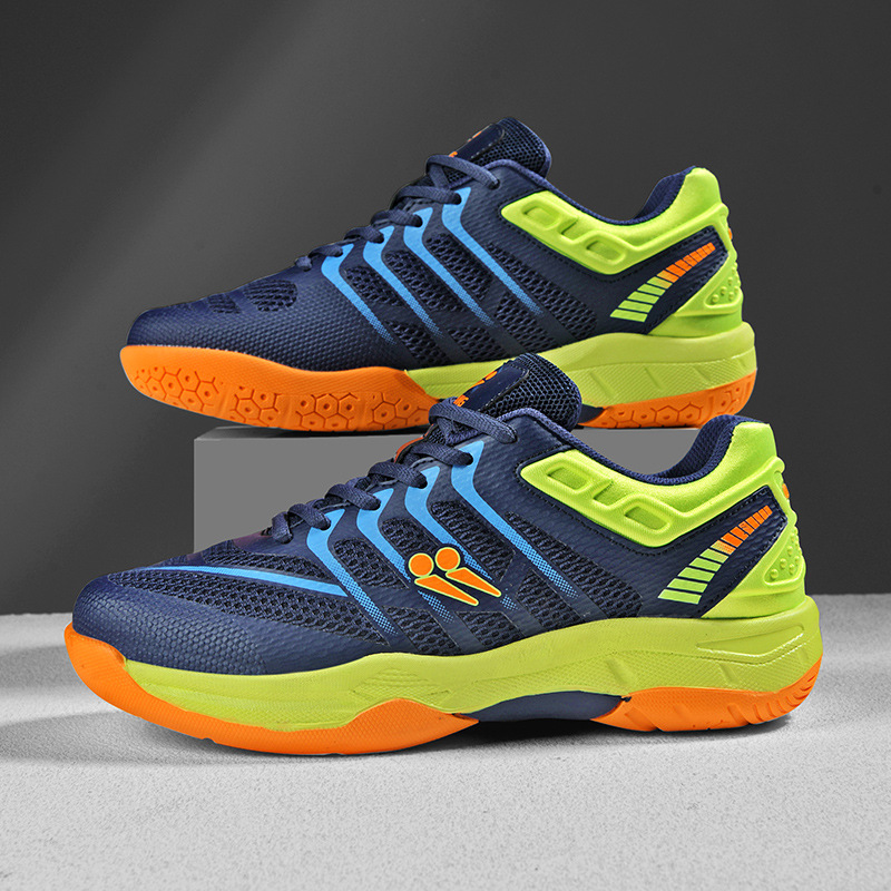 Nuevos zapatos de bádminton de altura baja, zapatos de moda para parejas, zapatos de tenis de mesa de suela gruesa, zapatos de tenis de moda
