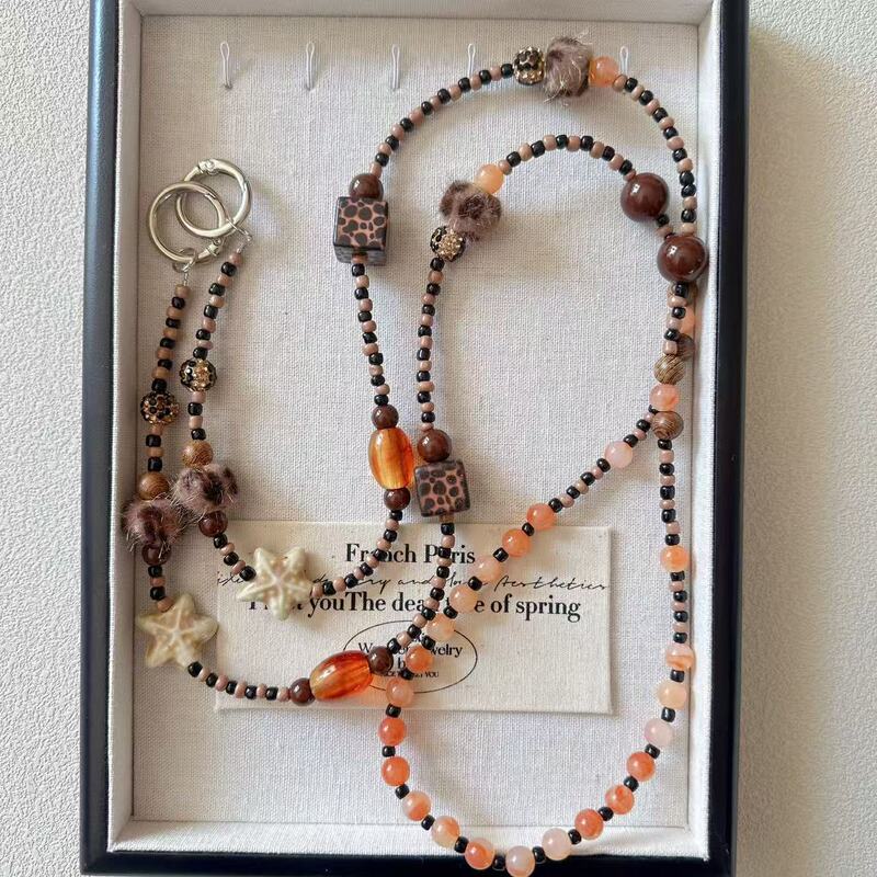 Retro Maillard Mobile Phone Chain with Brown Starfish Beads, Wrist-Style Bracelet, Crossbody Strap, Fashionable and High-End Feel
