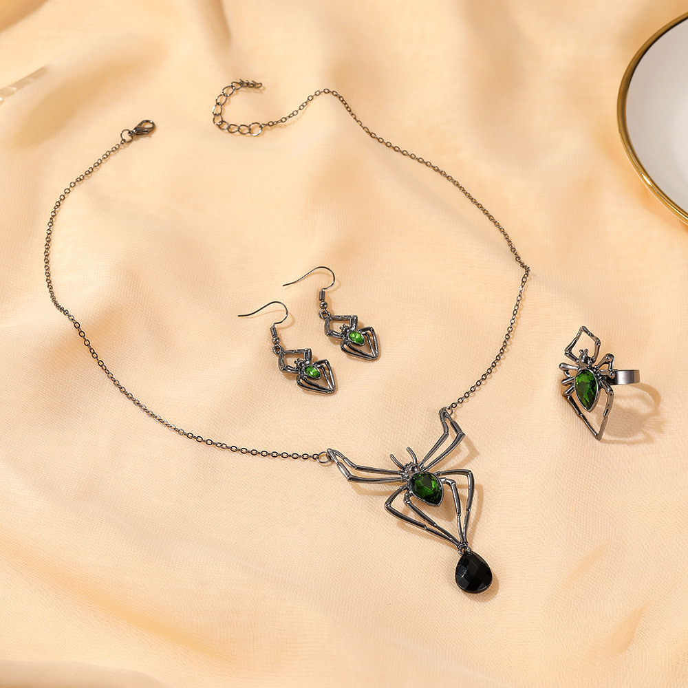 Set di tre pezzi di collana, orecchini, anello e accessori verdi a forma di ragno per Halloween_voghion.com