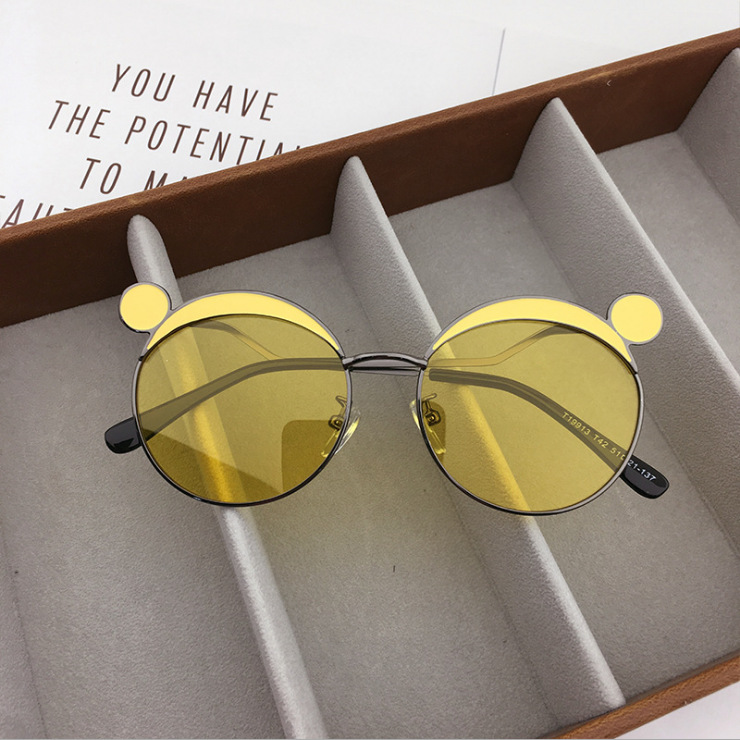 fashion yellow