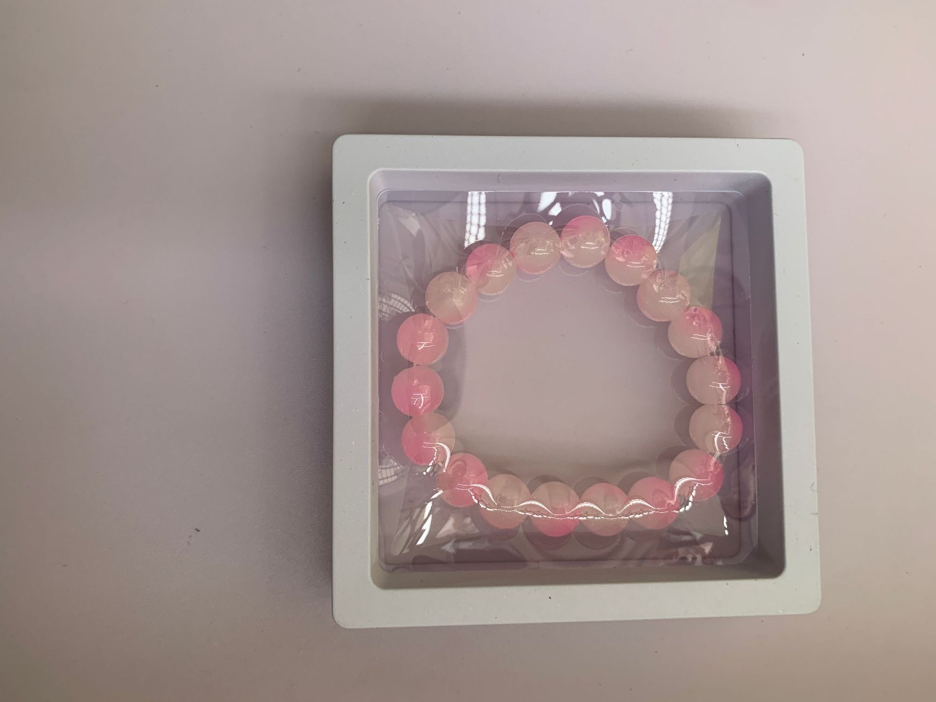 유리구슬 핑크와 화이트 싱글박스