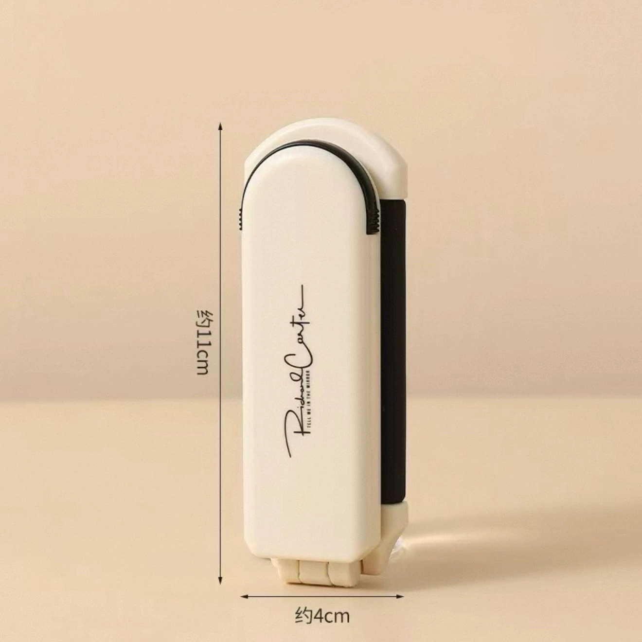 Folding brush, handheld soft heel, air bag, small mirror