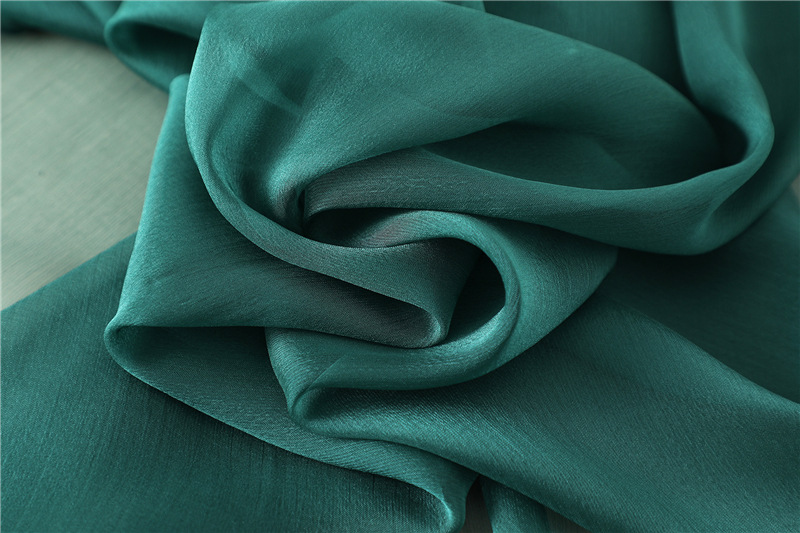 Sciarpa in tinta unita Sciarpa sottile e grande Turismo Protezione solare Decorazione Fotografia Scialle Sciarpa in crepe liscio in tinta unita_voghion.com