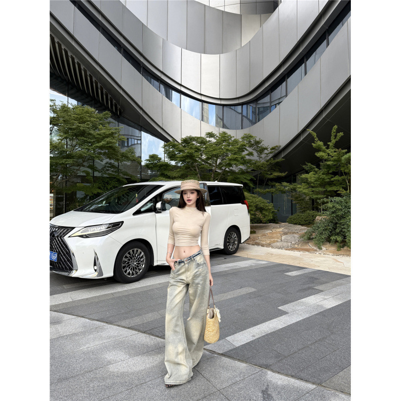 Half-Collar, Regular-Shoulder, Slim-Fit, Mid-Sleeve T-Shirt, Short Top for Women, Low-Waist, Loose, Casual Wide-Leg Jeans Set Half-Collar, Regular-Shoulder, Slim-Fit, Mid-Sleeve T-Shirt, Short Top for Women, Low-Waist, Loose, Casual Wide-Leg Jeans Set