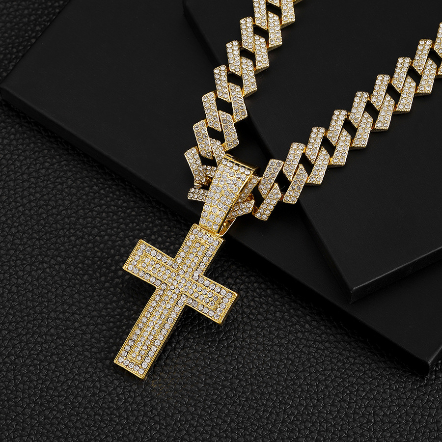 Unisex Gender IG Style Religion Cross Alloy Inlay Rhinestones Unisex Pendant Necklace Necklace Pendant Men Pendant Necklaces