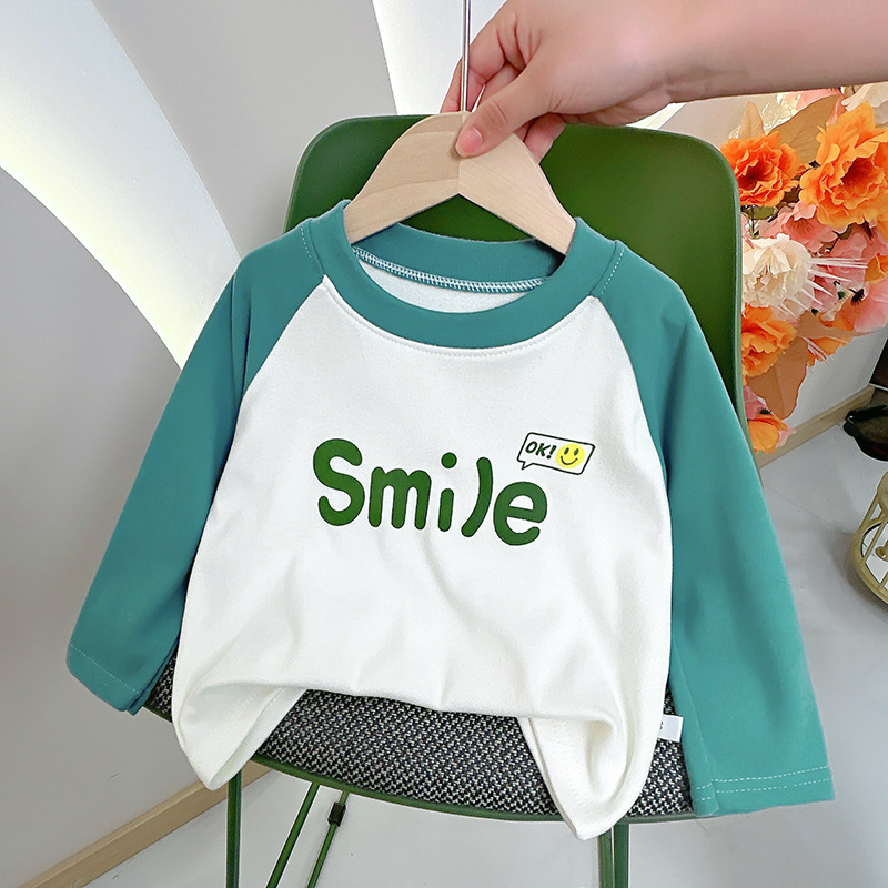 Camiseta de base para niños, chaqueta de otoño de manga larga, chaqueta de terciopelo caliente para niños de mediana edad, primavera, otoño, invierno, suéter, ropa infantil