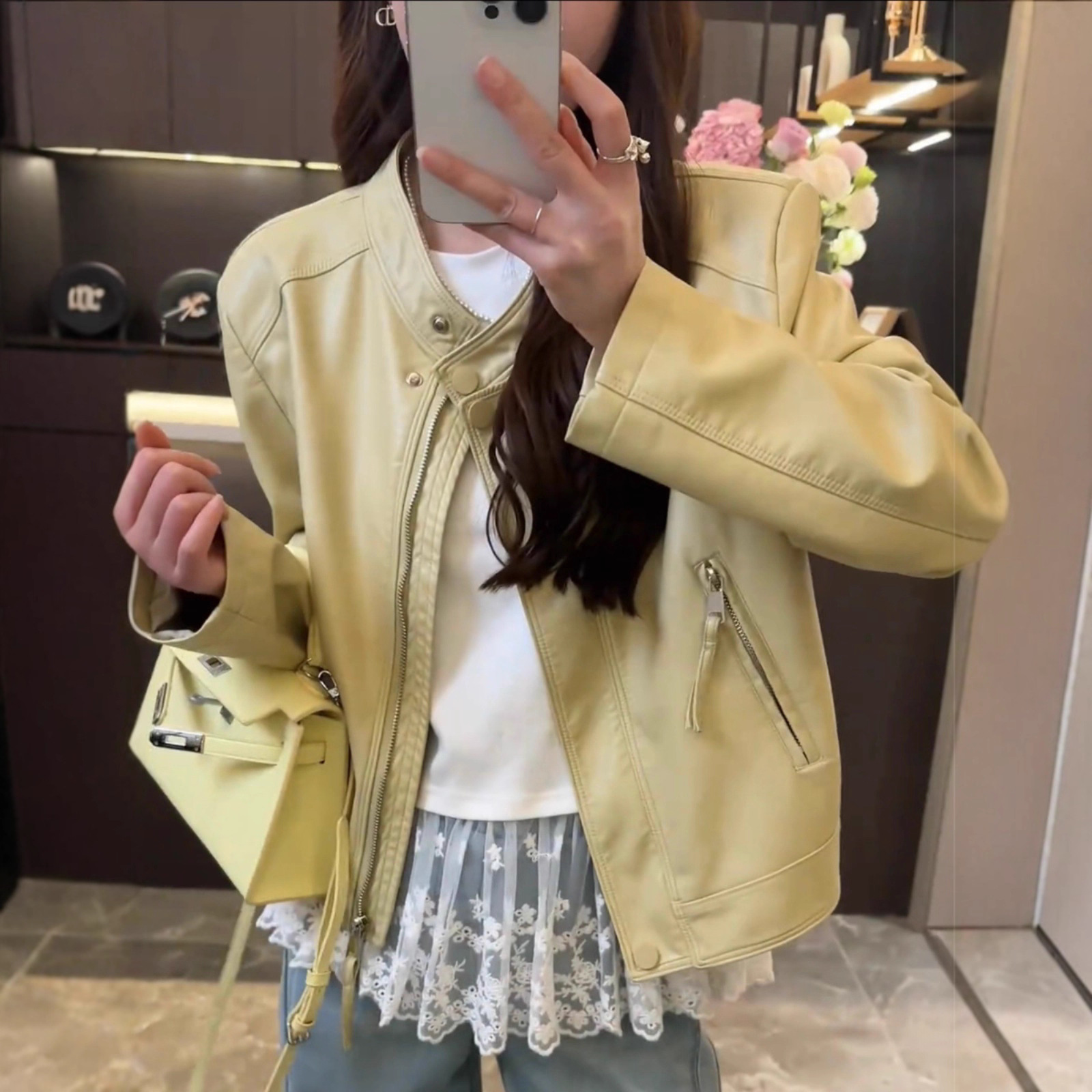 Korean Style High-End Stand-Up Collar Small Leather Jacket for Women 2025 Autum New Style Small Fashionable Versatile Short Top