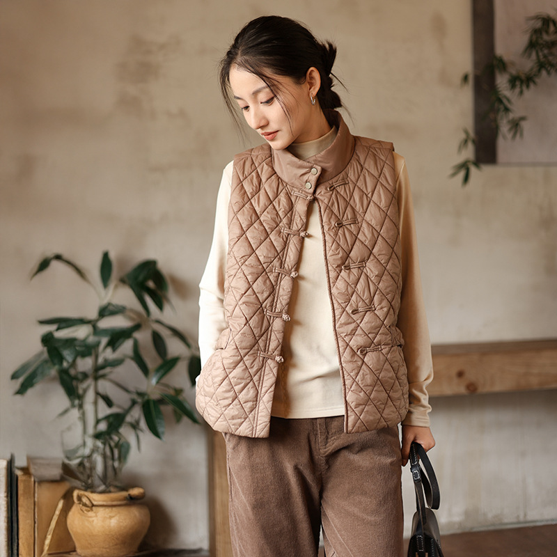 新中式女装棉马甲女2025冬季新款外穿国风背心保暖菱形格夹棉坎肩