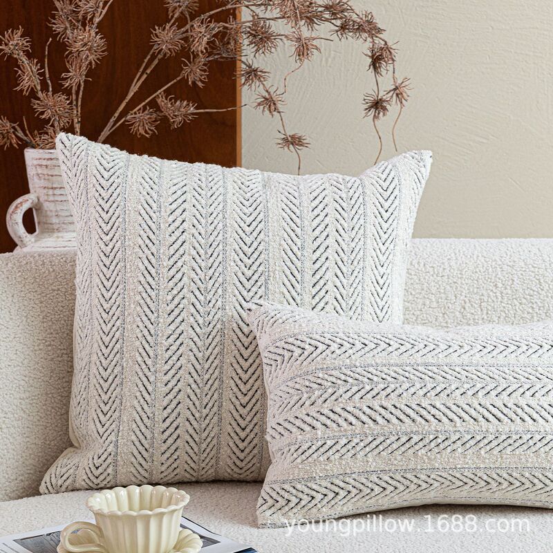 Modern Minimalist Off-White Wool Blend Throw Pillow, Cotton Fabric, Light Luxury Model Room Sofa Cushion, Homestay Modern Minimalist Off-White Wool Blend Throw Pillow, Cotton Fabric, Light Luxury Model Room Sofa Cushion, Homestay
