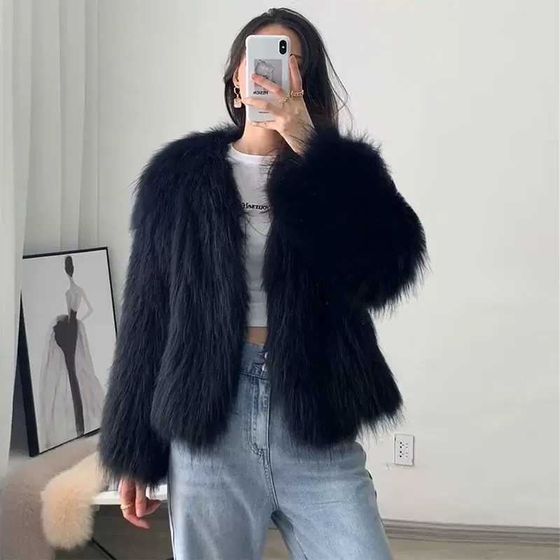 Short demi-season fitted jacket