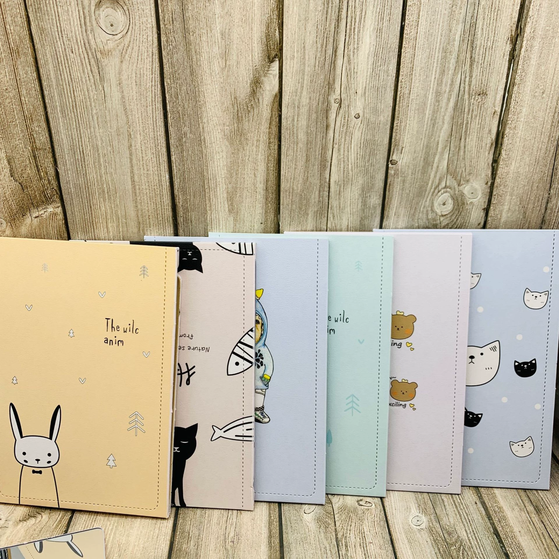 Полноэкранное зеркало Мультфильм Полноэкранное зеркало Квадратное складное зеркало Студенческое взрослое портативное зеркало для туалетной бумаги