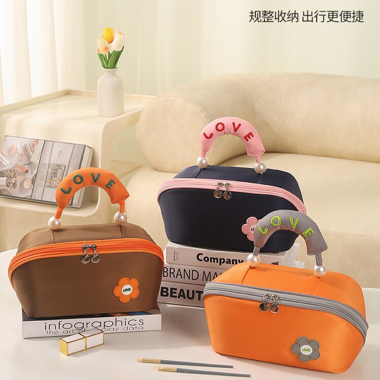 2025 New Dopamine Cosmetic Bag Travel Skin Care Products Cute Storage Box Wash Bag Student Portable Handbag