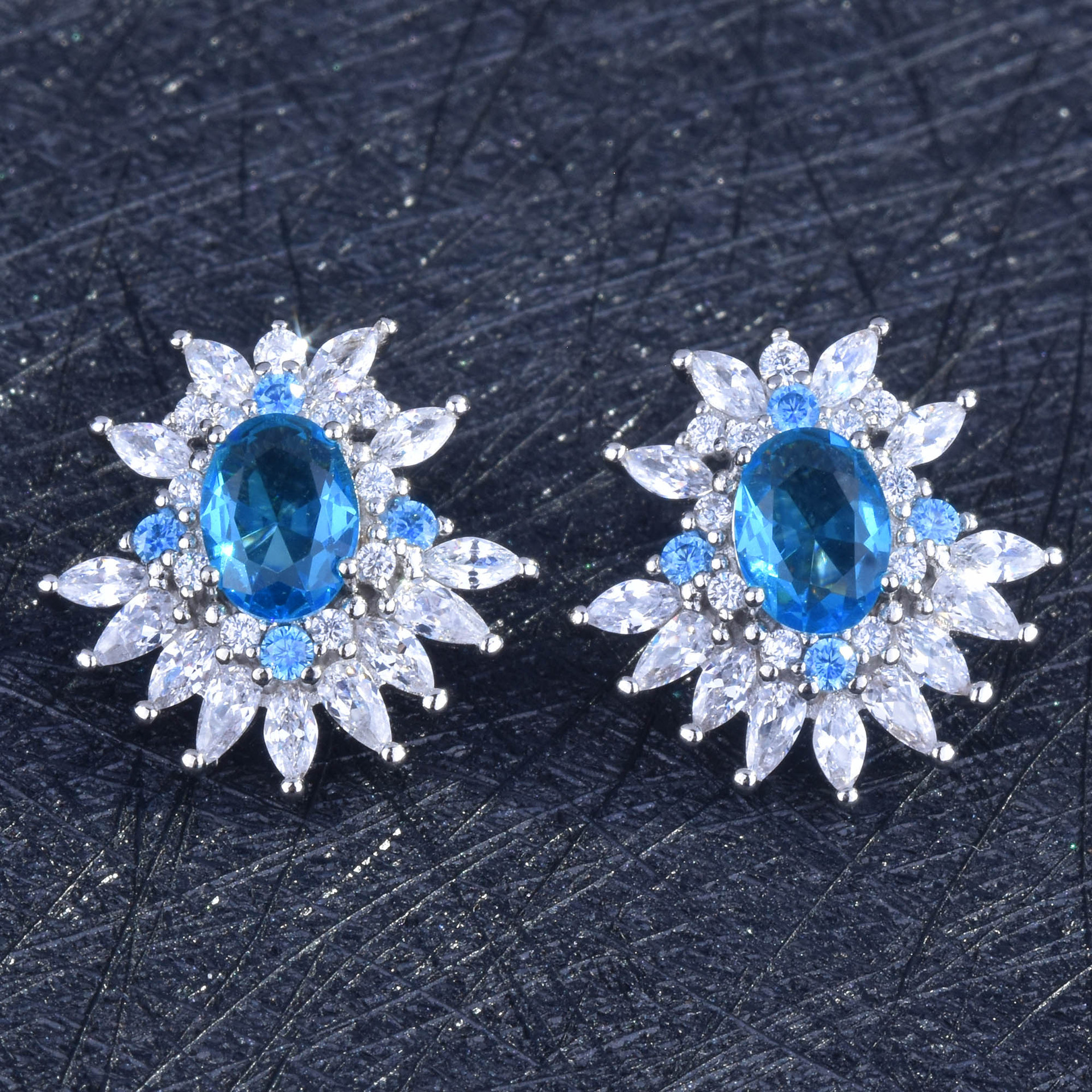 Design Imitation Natural Topaz Earrings European And American Luxury Diamond Color Earrings display picture 2