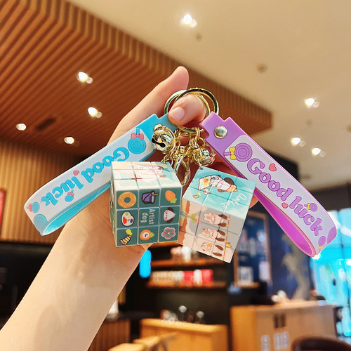 卡通书包挂件迷你魔方钥匙扣批发网红包包挂饰玩偶汽车钥匙