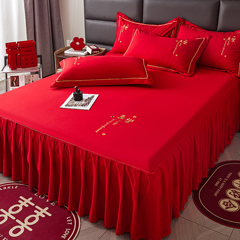 Red Light Luxury Embroidered Wedding Bed Skirt Single Piece Newlywed Wedding Bedspread Bed Sheetss with Skirt Three-Piece Bed Surround