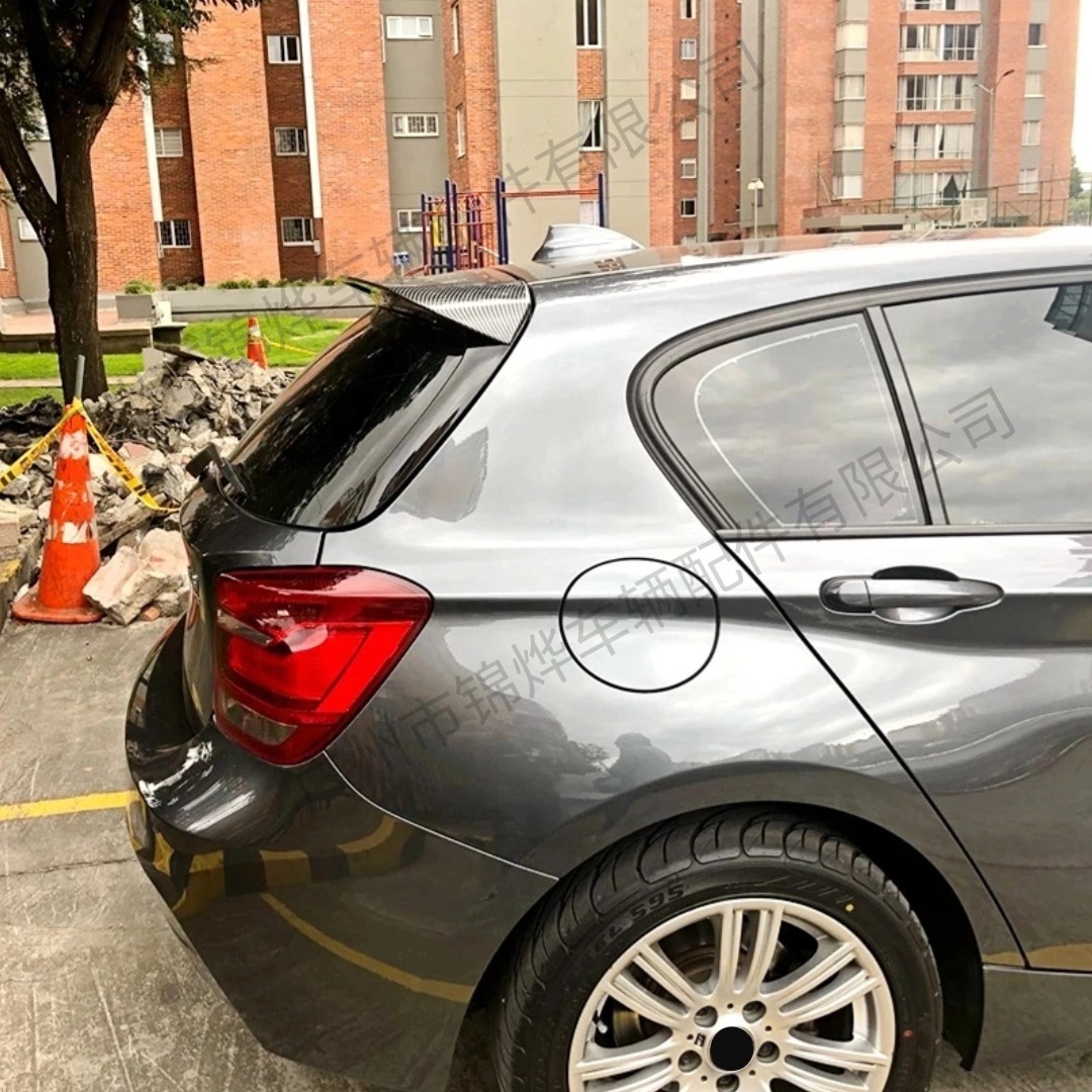 Suitable for BMW 1 Series F20 2011- 100.95kg hatchback rear spoiler, top spoiler, aerodynamic wing, exterior modification