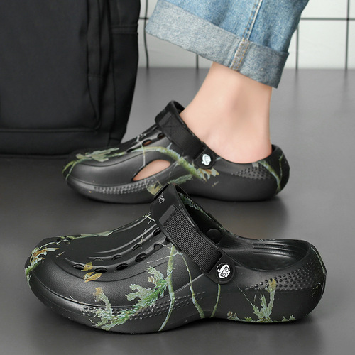 Men's Summer Slip-on Sandals, Wide Size, Dual-Wear, Graffiti Design, Thick Sole with Gritty Texture, Water-Resistant Beach Shoes
