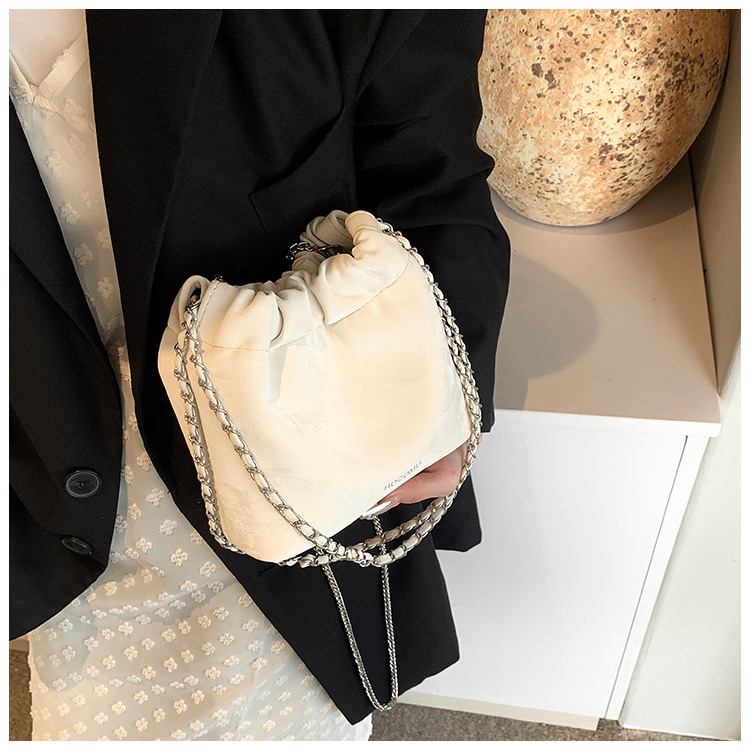 2024 Neue Damenmode Tote National Silk Art Style Kette Einzelschulter Crossbody Blessing Water Bucket Bag_voghion.com
