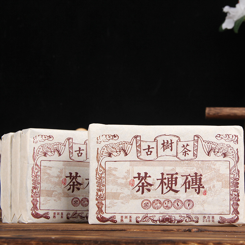 Pu'er tea stem tea brick Pu'er tea ripe tea brick tea camphor old tea bone brick Yunnan Menghai Brown Mountain wholesale postage
