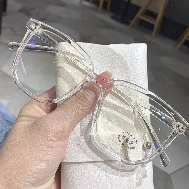 Fashion Nail Transparent Frame Women's Plain Myopia Glasses Anti-blue Light display picture 3