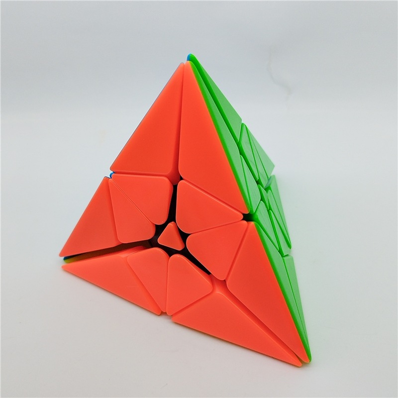方是 Pyramid, Rubik's cube, toy, wholesale