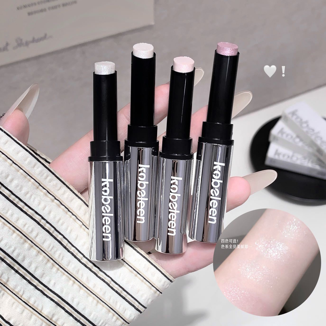 Kobeleen Jelly High Gloss Stick, brillo fino, transparente y humectante coreano para brindar la cara, sombra de ojos de alto brillo