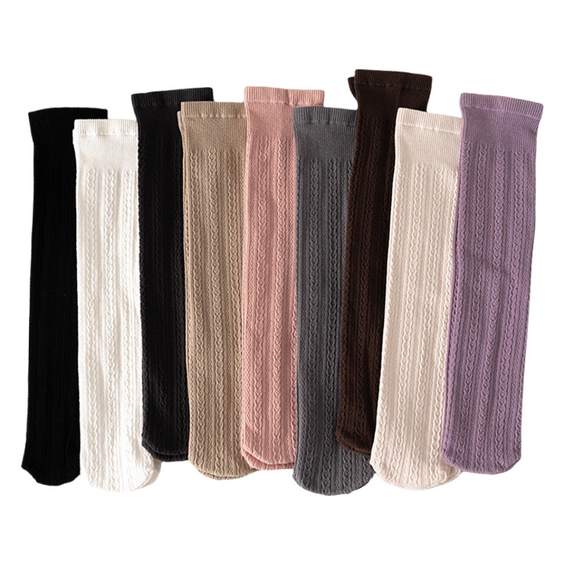 Calcetines de pantorrilla de primavera y otoño de las mujeres medias altas japonesas JK marrón adelgazamiento estilo preppy medias hasta la rodilla fábrica al por mayor