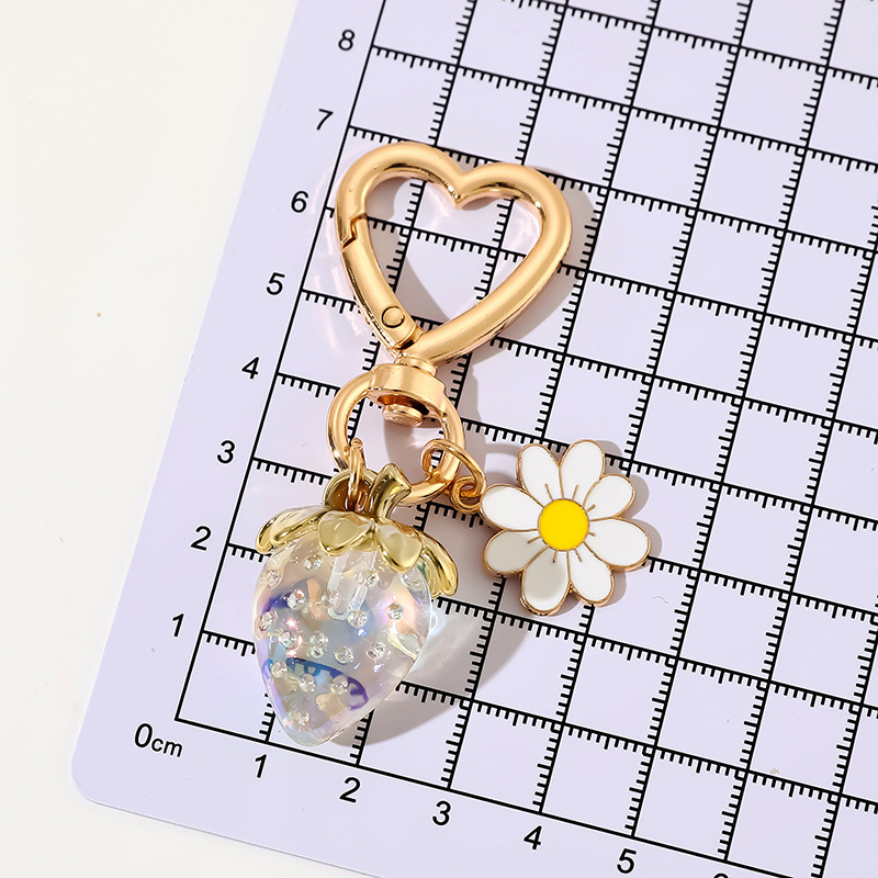 Personalidad encantadora corazón de niña dulce de fresa llavero en forma de corazón en línea popularidad femenina nueva bolso creativo llave joyería colgante image 8