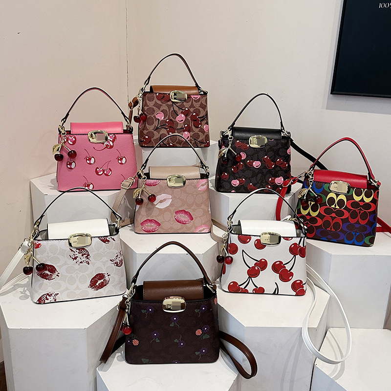 Bolso femenino transfronterizo de comercio exterior 2025 nuevo bolso de PU de diseño personalizado europeo y americano