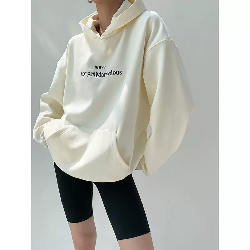 鸿衫2025年秋季新款减龄上衣女纯色长袖慵懒风加绒保暖字母卫衣