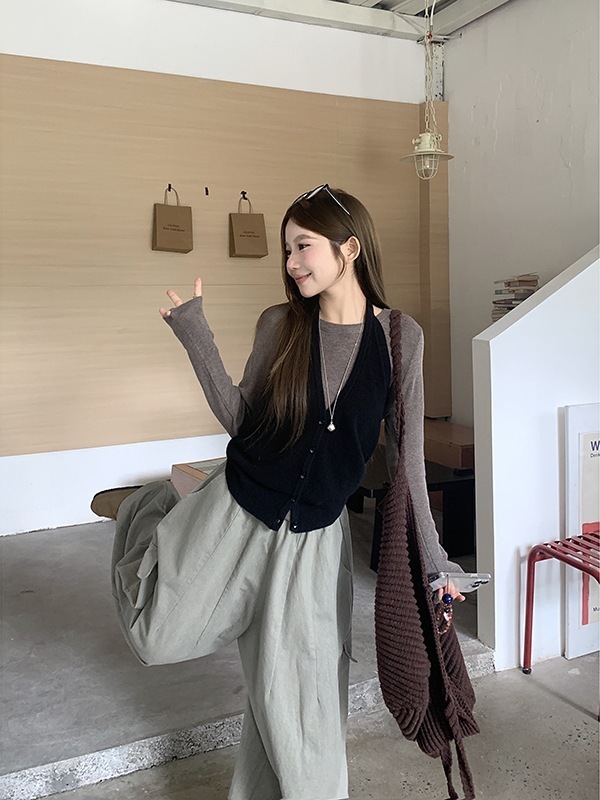 黑色v领针织挂脖背心叠穿打底衫女秋季穿搭套装休闲阔腿裤三件套|undefined