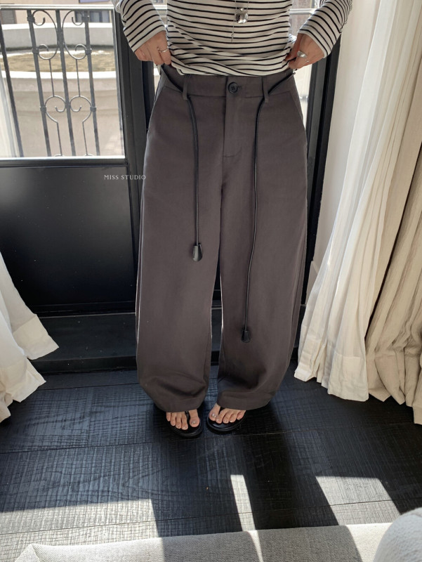 【MISS密思家正品店】休闲百搭压线弯刀裤休闲裤女装(配皮绳)W685|undefined