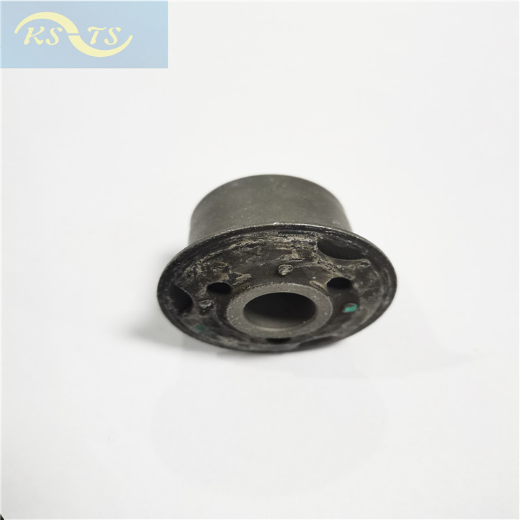 3523.4 发动支架 胶套 橡胶件 控制臂衬套 摇臂橡胶件