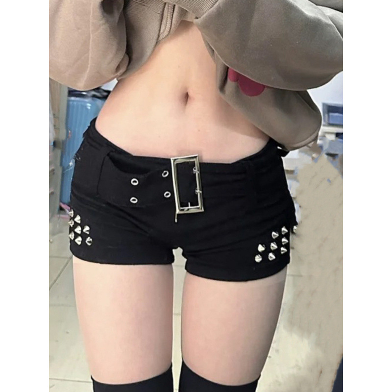 2026 Sexy Low-Waist Y2K Ultra-Short Shorts for Women with Heavy-Duty Rivets, Stretchy Tight Hot Pants, Spring and Summer Denim Shorts 2026 Sexy Low-Waist Y2K Ultra-Short Shorts for Women with Heavy-Duty Rivets, Stretchy Tight Hot Pants, Spring and Summer Denim Shorts