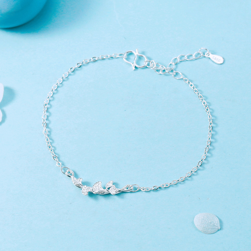 2018 New Korean Style Leaf Simple and Fashionable Student Style Small Fresh Ginkgo Leaf Bracelet as a Gift for Your Girlfriend and Best Friend