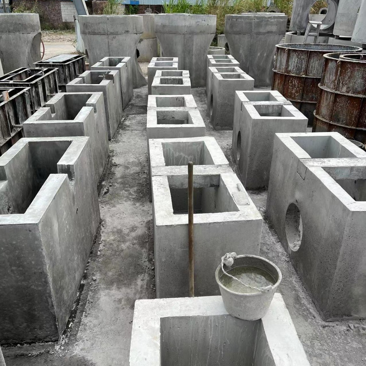 单双篦雨水井钢筋混凝土井筒雨水检查井井底座水泥井盖预制检查井
