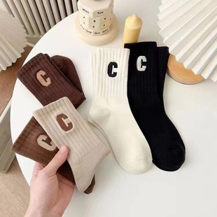 ��Ͳ�Q�y�@��ins�ٴ���ֵɭϵУ�@��ĸ�����mŮ�n���m��Ů