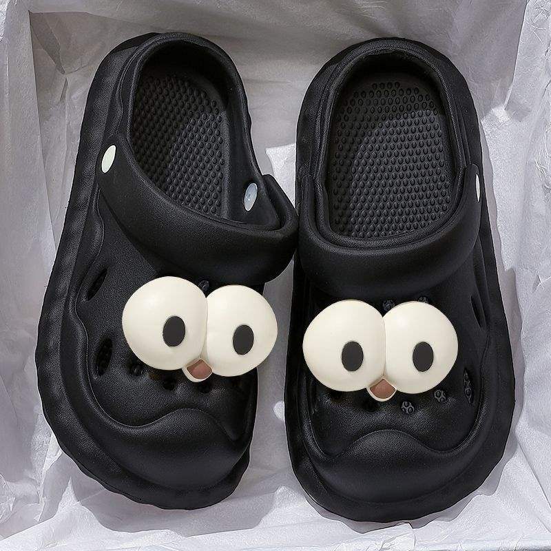 Black Perforated Women's Sandals for Summer 2025 New Thick-Soled Trendy Beach Clogs with a Squishy Feel