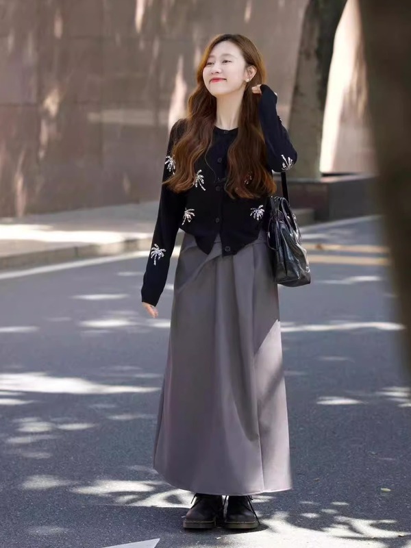 珠片绣花毛衣开衫外套女设计感气质复古百搭长袖针织衫上衣春秋|undefined