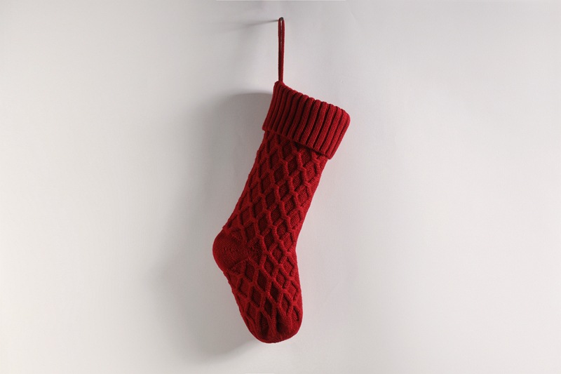 gift dcorativ itms, hom wall dcorations, candy bags, Christmas hanging socks, diamond shapd dottd lin, larg_voghion.com