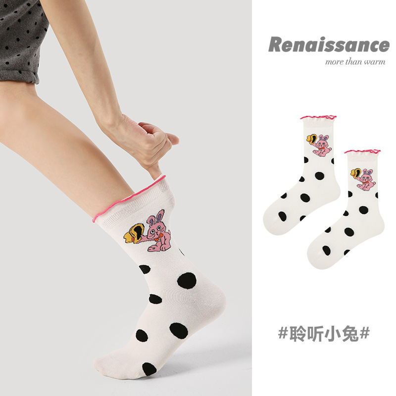 Renaissance靴下の女性の薄いタイプのinsの潮の春秋のタイプの小さい大衆のデザイン感の復古の宮廷の風の中でストッキング
