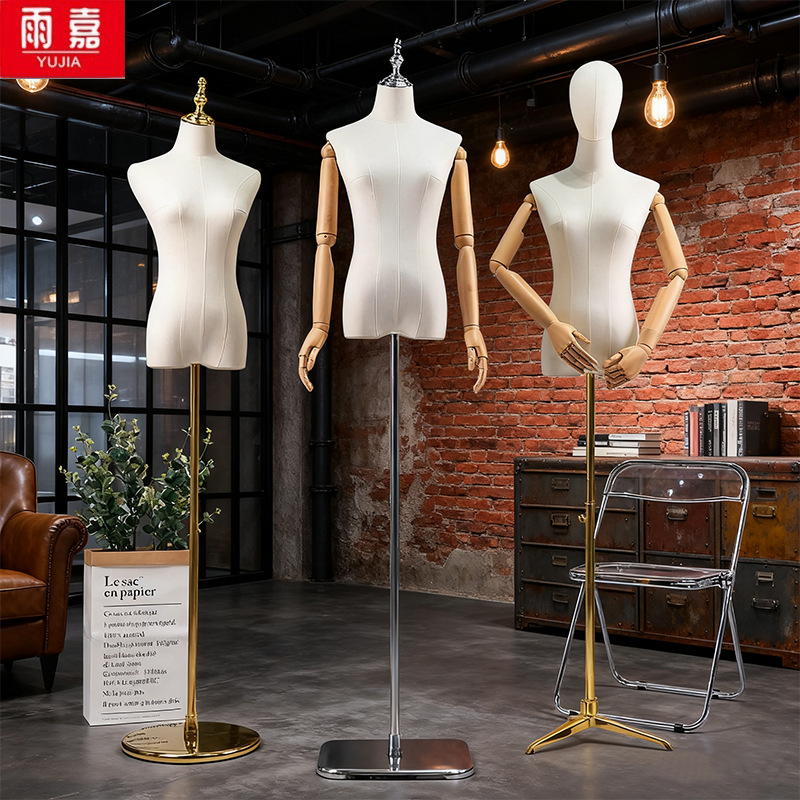 Tienda de ropa femenina, tienda de ropa de modelos, escaparate de atrezzo, soporte de medio cuerpo, expositor de mesas, perchero de vestidos de novia de cuerpo entero