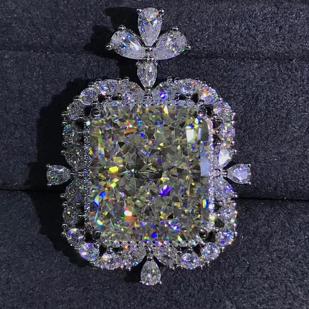 Plata esterlina galvanizada cinco capas de espesor de platino gemas colgantes de diamante de color de alto carbono de 15 quilates importado grado VSS