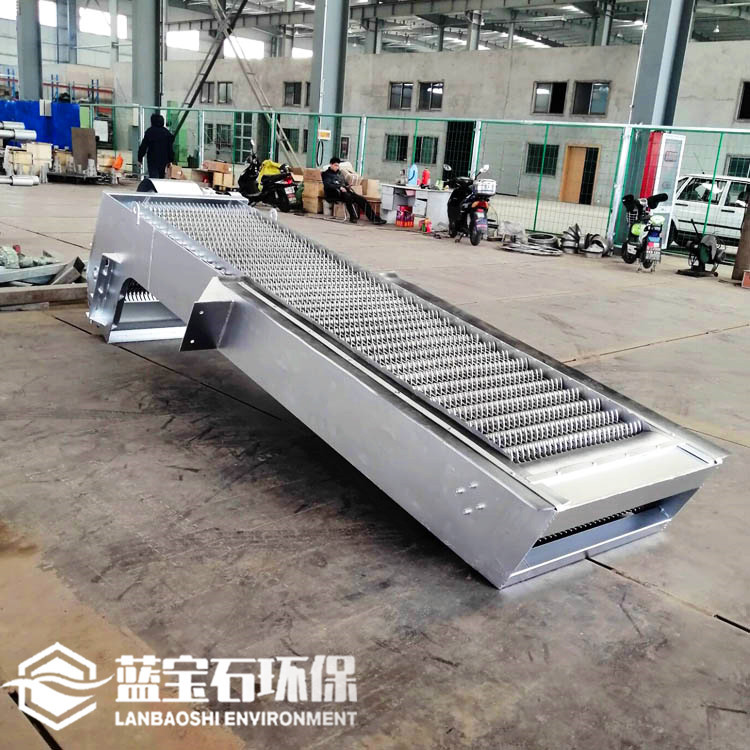 循环式齿耙式机械格栅 不锈钢回转式格栅除污机  蓝宝石环保厂家