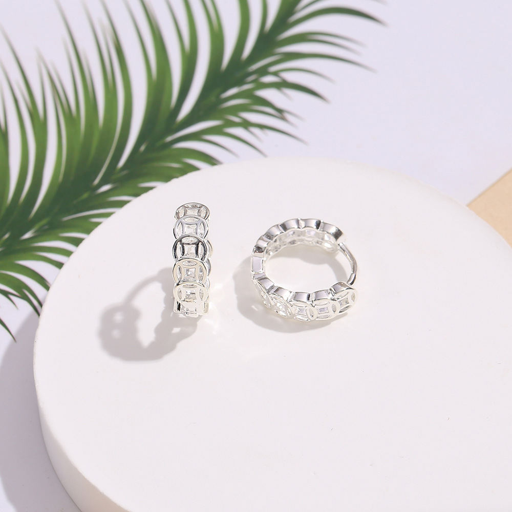 Europeo y americano transfronterizo nueva moneda de cobre hebilla del oído nicho diseño retro simple temperamento pendientes al por mayor del oído anillo de la joyería del oído