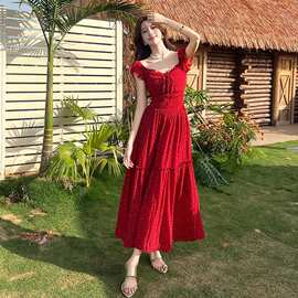 法式复古红色波点甜美气质连衣裙女夏季收腰显瘦度假风设计感长裙