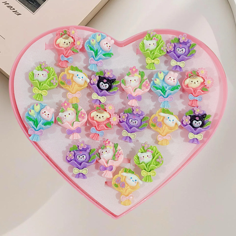 20 love Sanrio models (random styles)