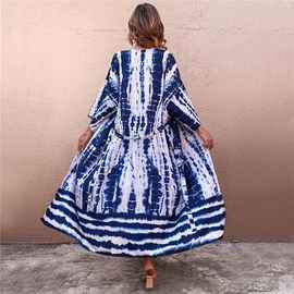 2023新款蓝白蛇纹印花开衫连衣裙亚马逊热卖针织沙滩度假罩衫厂家